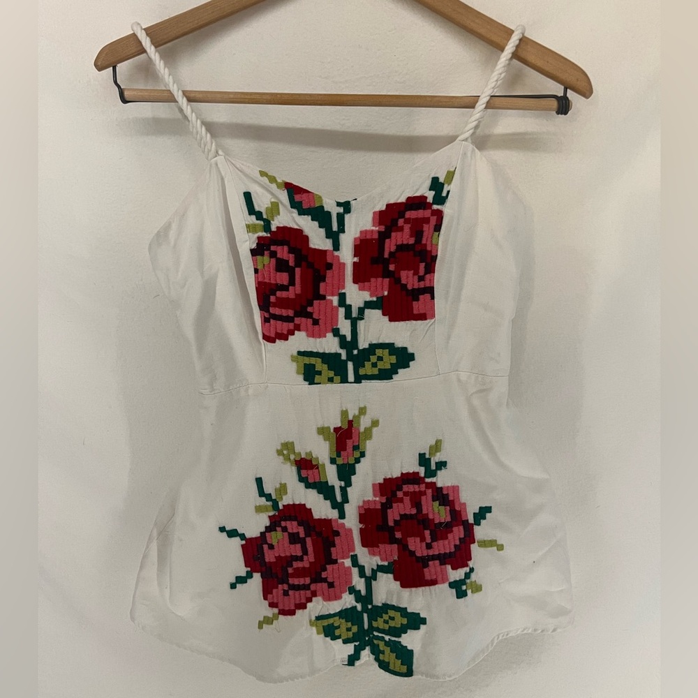 Judith March White Embroidered Floral Cotton Blend Camisole Blouse Size M Boho